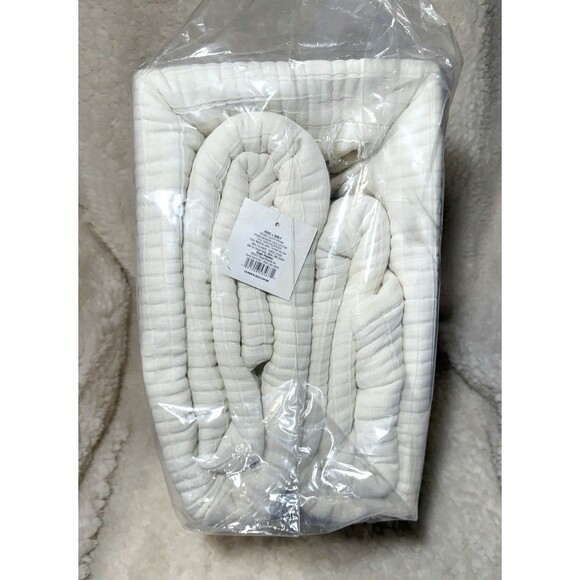 Double Cloth Quilt Cream - King Plus - Threshold - Picture 6 of 7